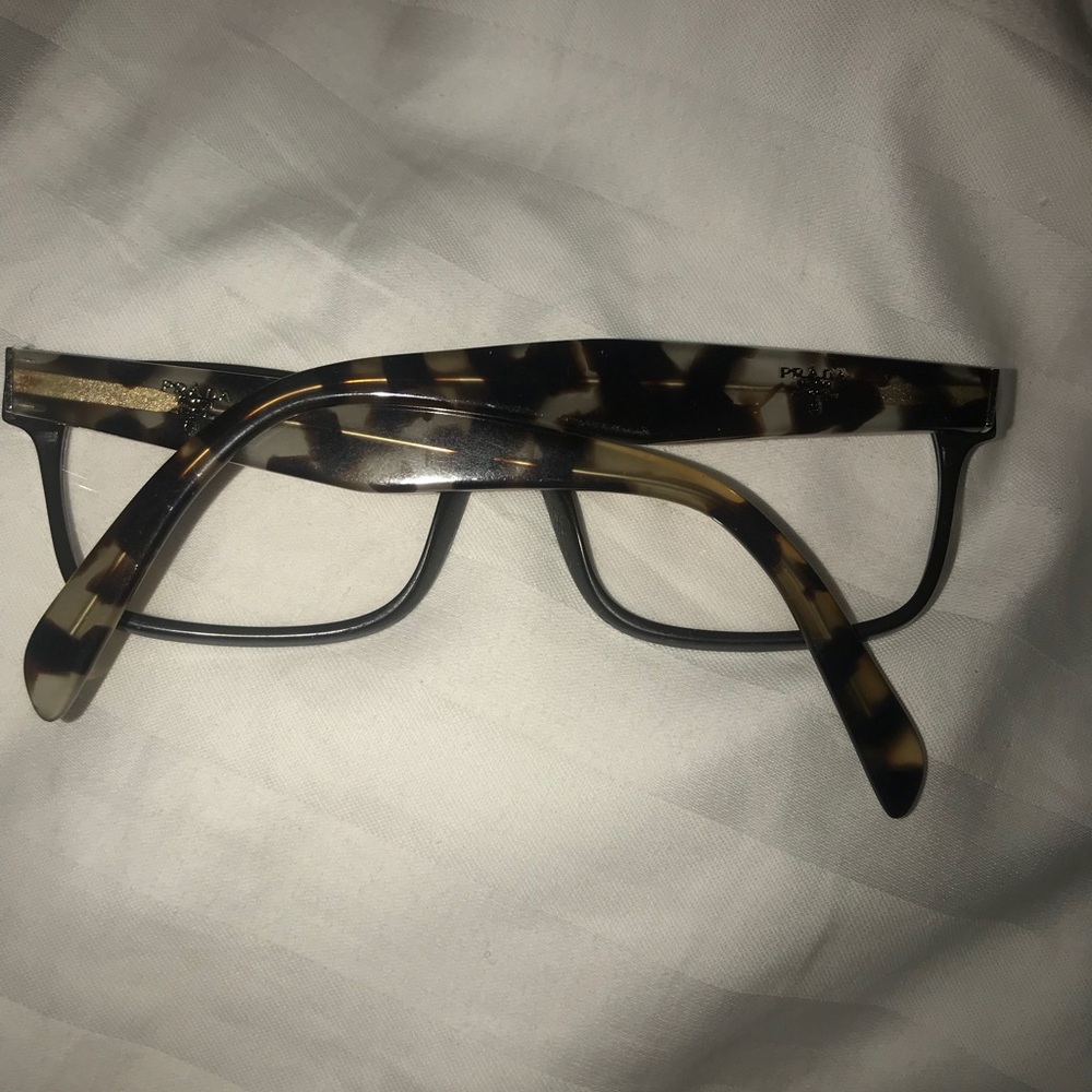 PRADA EYE GLASSES